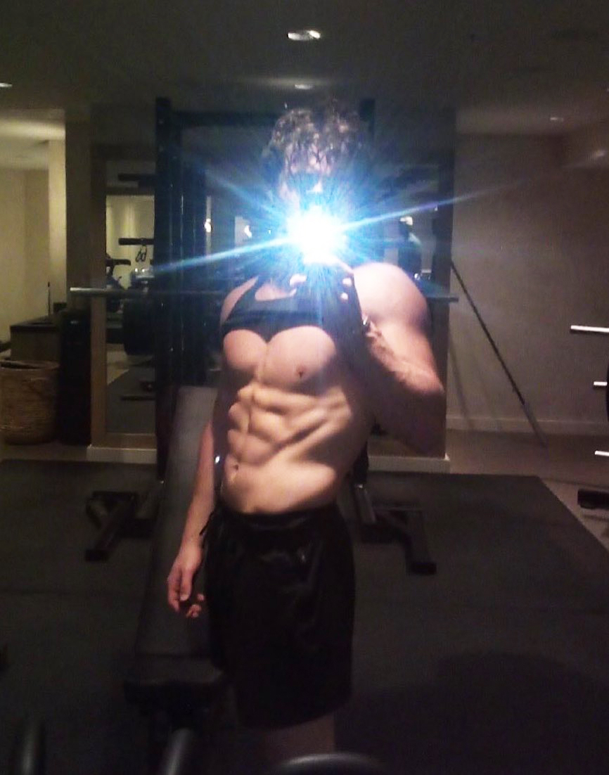 Benson Boone: x.com/PopTingz