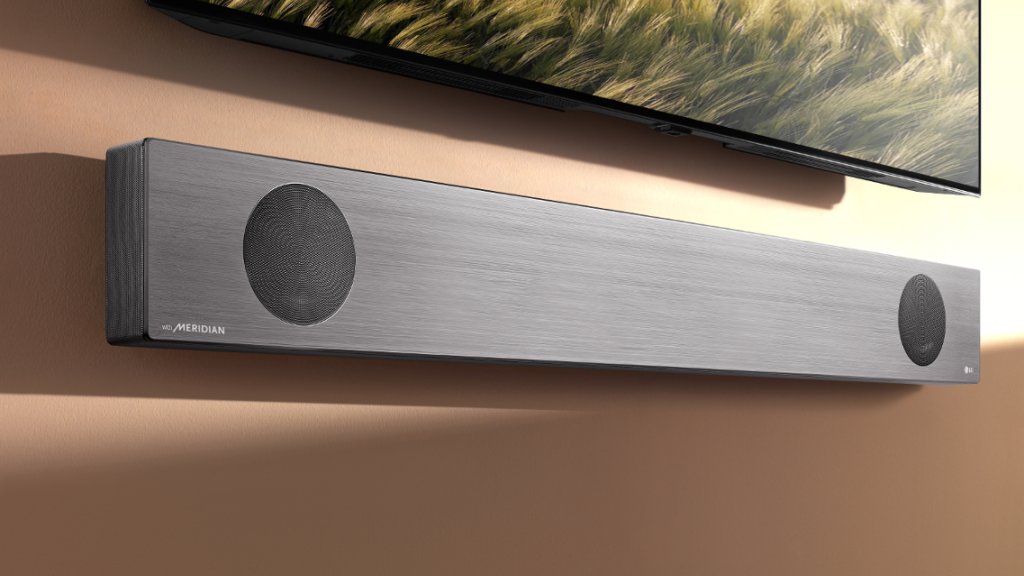 LG Soundbars // © LG