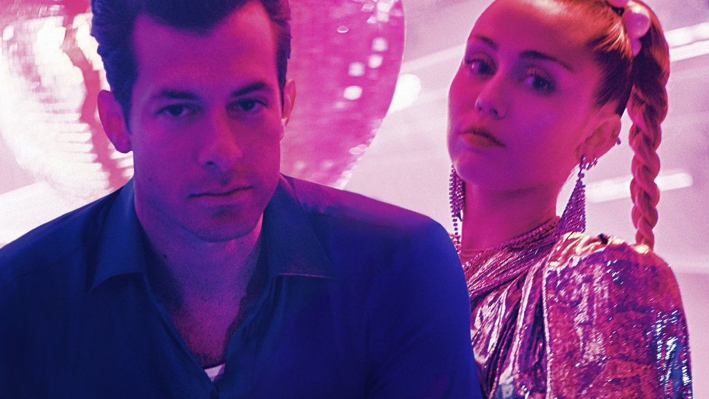 Mark Ronson & Miley Cyrus // © Benoit Debie