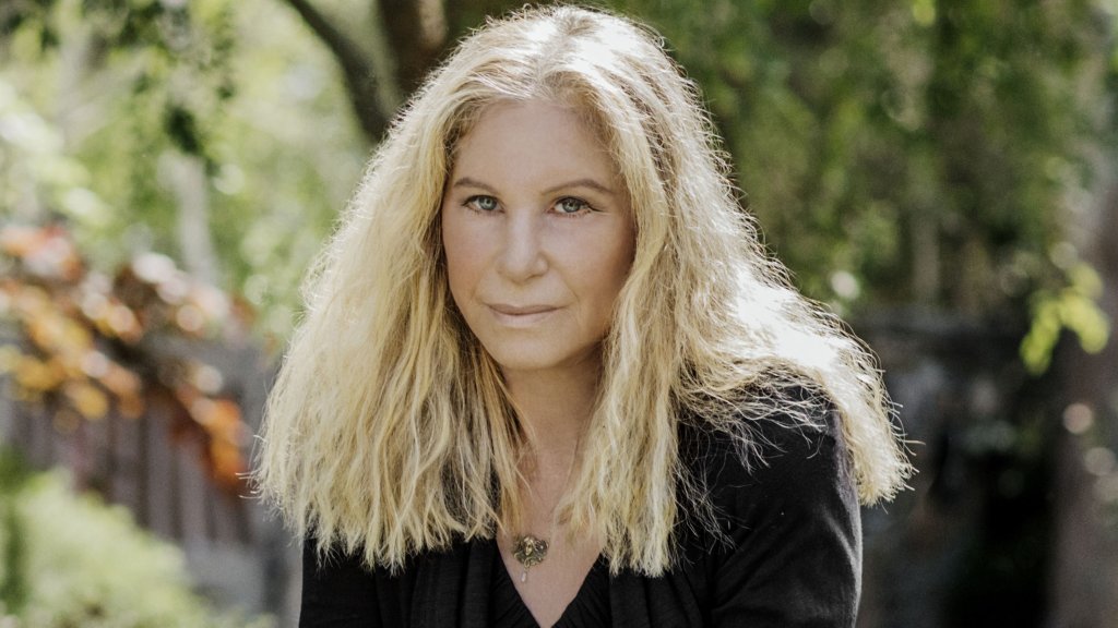 Barbra Streisand // © Russell James