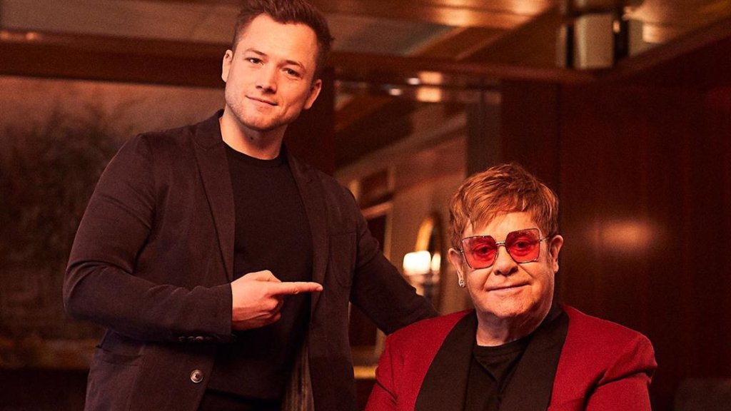Elton John ist stolz auf die schwule Sexszene // © instagram.com/eltonjohn