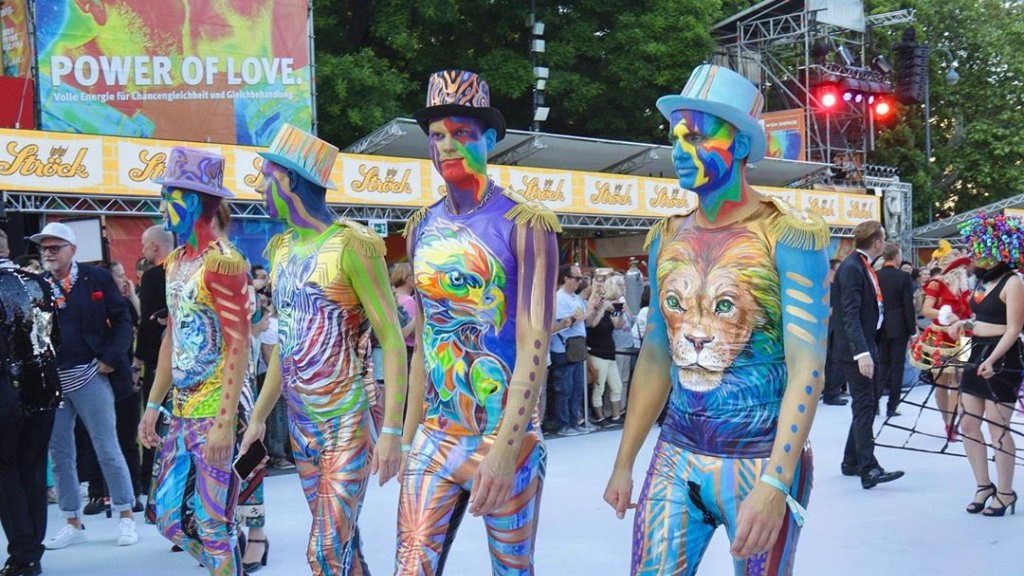 Letzter Life Ball mit großem Spendenerfolg // © instagram.com/lifeball_official
