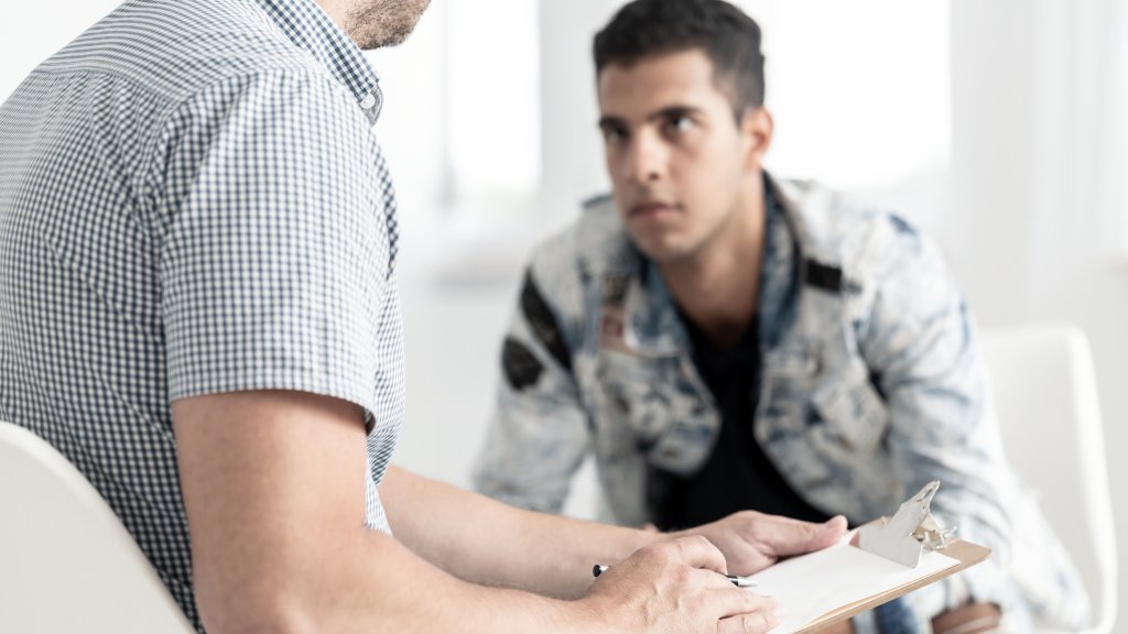 ntrag für Verbot von Homo-Therapien // © KatarzynaBialasiewicz
