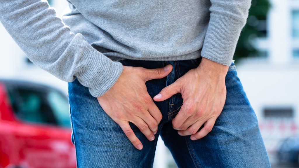 Biss in den Penis als letzte Hoffnung // © AndreyPopov