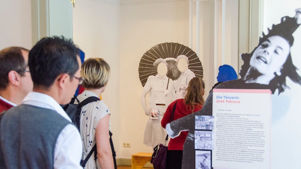 Wir hier Ausstellung // © Etienne Girardet