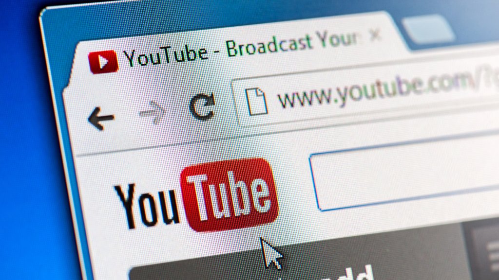 YouTube sperrt Kanal von minderjähriger Vloggerin Soph // © v777999