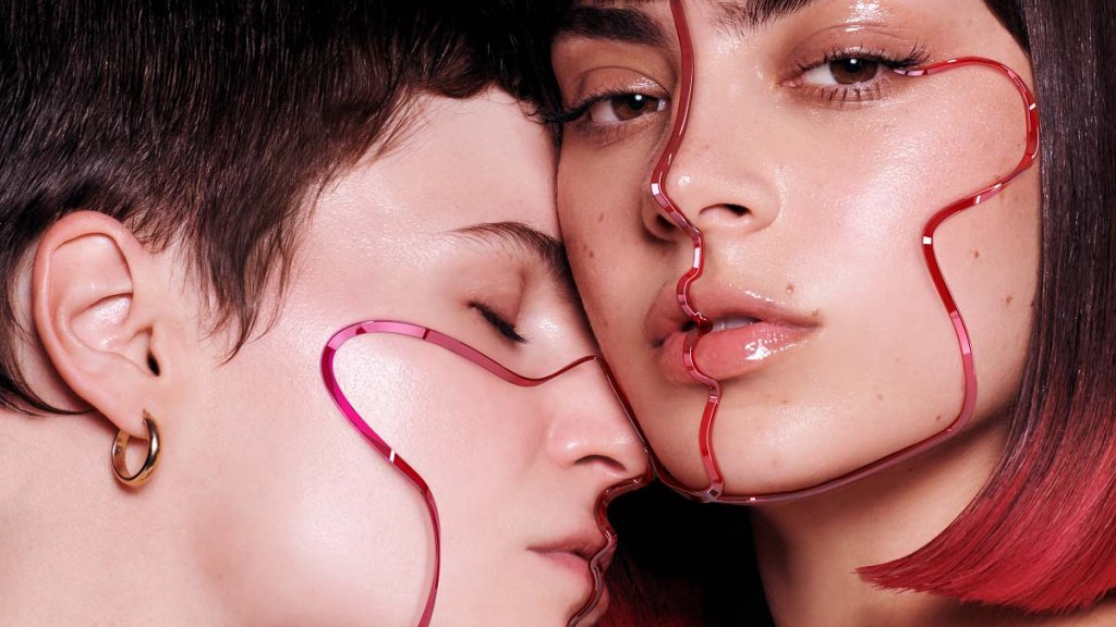 Charli XCX musste ihr Album neu schreiben
