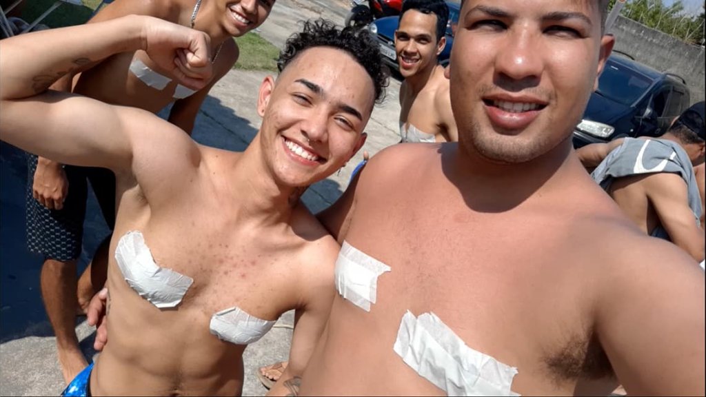 Familie unterstützt Trans-Mann // © facebook.comraiane.alcantara.313