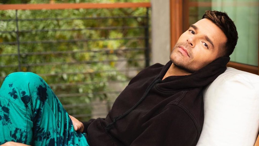 Ricky Martin präsentiert sein Söhnchen