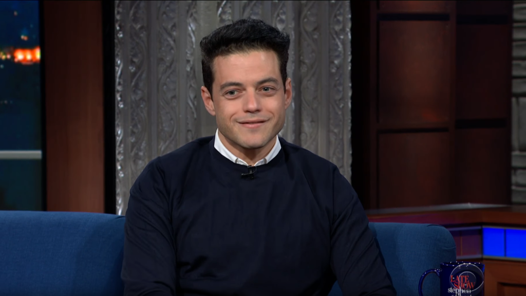 Rami Malek bei Stephen Colbert über den Kuss mit Daniel Craig