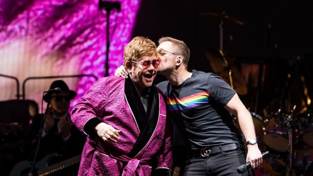 Sir Elton John: Taron Egerton ist Familie