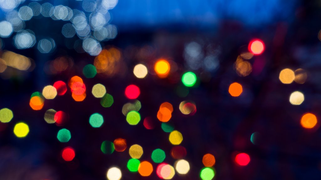 Buntes Lichtermeer // © Adventure_Photo