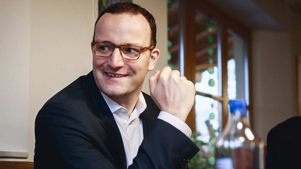 Jens Spahn stellt Gesetzesentwurf gegen Konversionstherapie vor