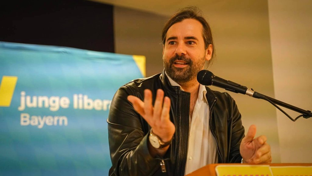 Schwule Politiker wollen Vorbild sein