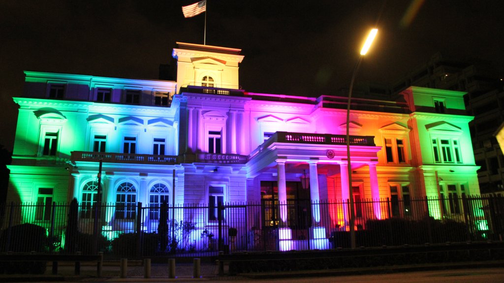 Die Botschaft in Hamburg - Eine Traumvorstellung eines Regenbogenhauses