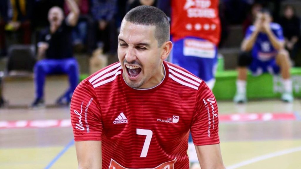 Profi-Spieler Dennis Del Valle ist schwul