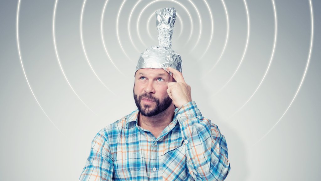 Tanz um den Aluhut // © HomePixel