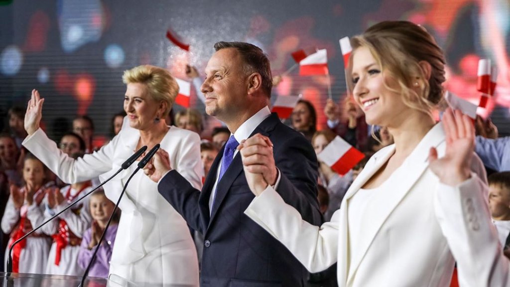 Duda gewinnt die Stichwahl mit 51,2 Prozent