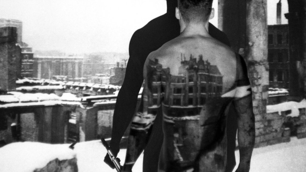 Bild aus „Un joueur de flûte berce les ruines“ // © Michael Dörr