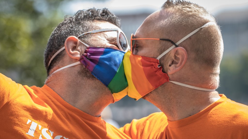 DIE LINKE.queer fordert Queer-Gipfel im Kanzleramt