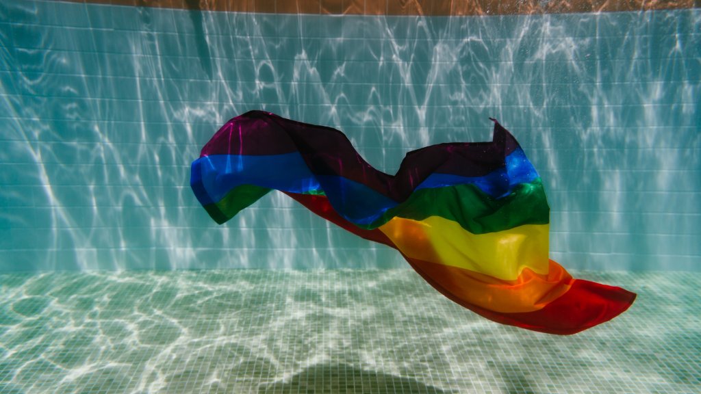 LGBTI*-freundlicher Strandklub muss Strafe zahlen