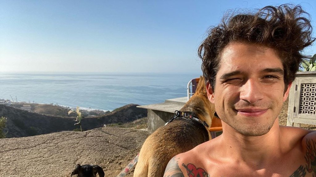 Steht Schauspieler Tyler Posey doch auf Männer?