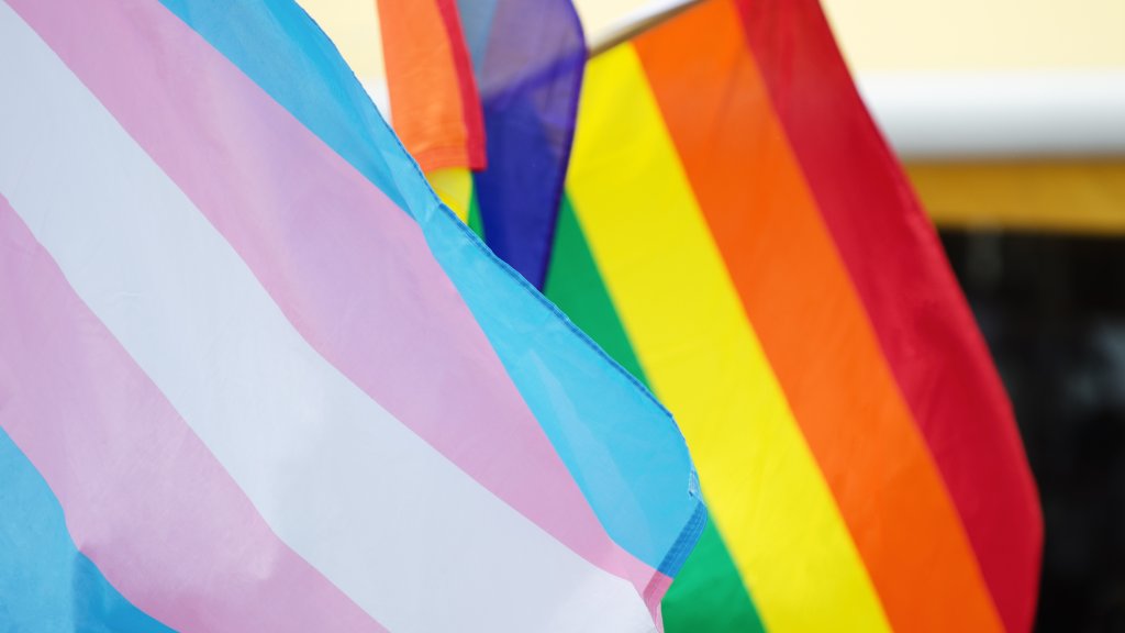 Norwegen erweitert Gesetz zum Schutz von LGBTI*