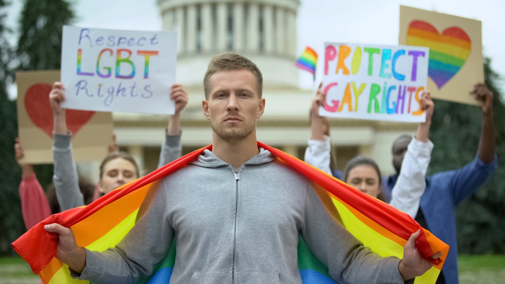 Gericht beschließt Schutz vor häuslicher Gewalt für LGBTI*