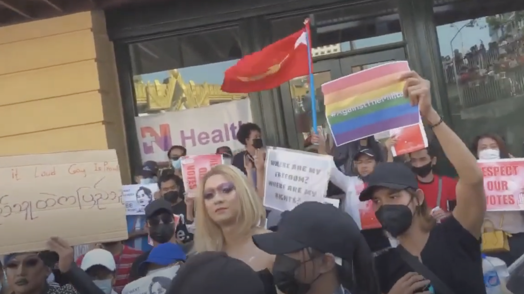 LGBTI*-Community unterstützt Demonstration in Myanmar