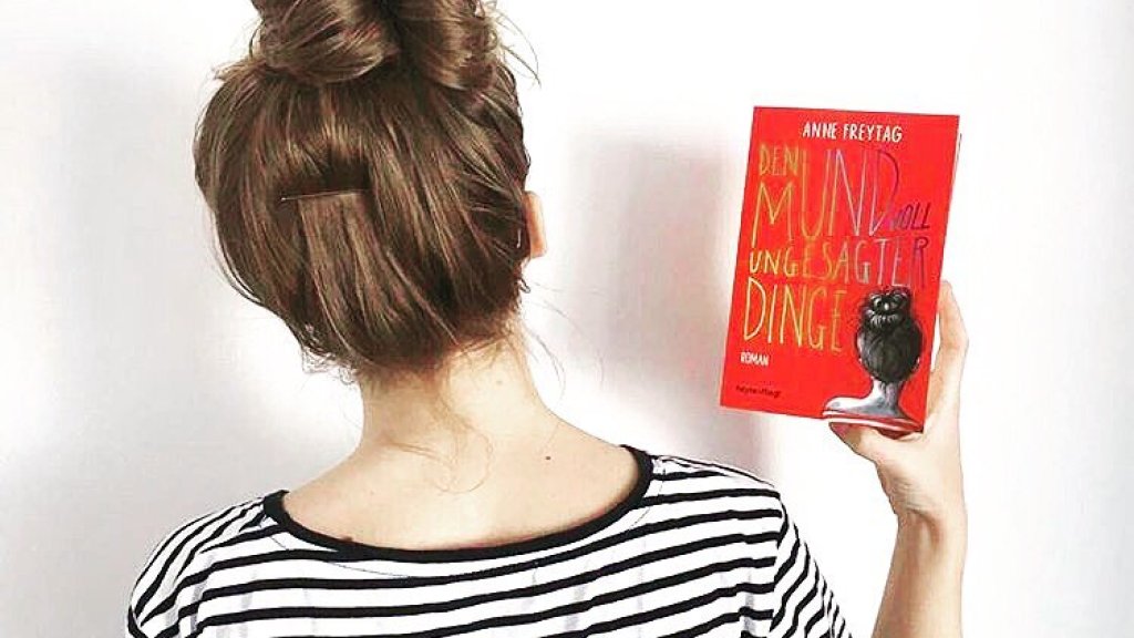 „Den Mund voll ungesagter Dinge" // © instagram.com/annefreytag_autorin