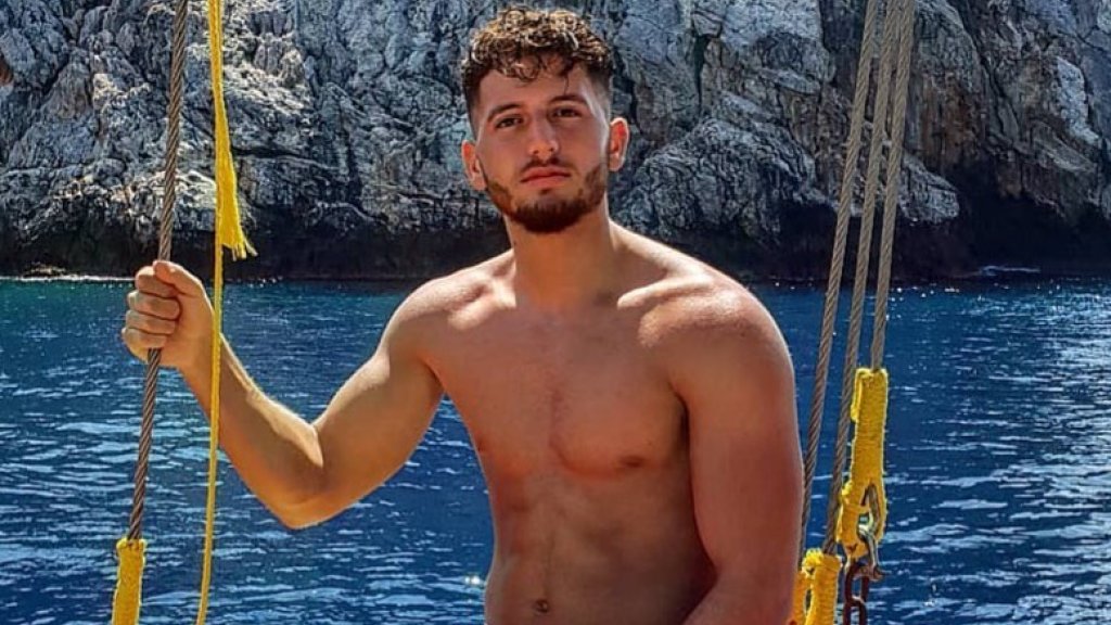 Chahine wird von Männern angeflirtet // © instagram.com/momochahine