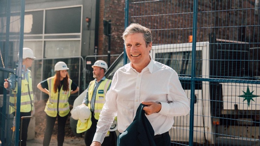 Politiker zeigt Reue für Kirchenbesuch // © instagram.com/keirstarmer