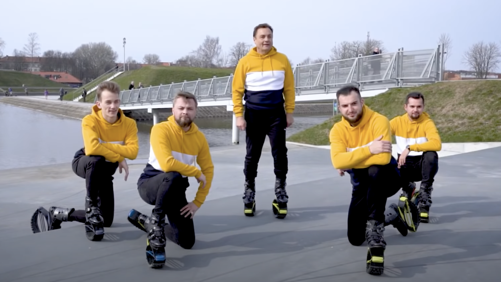 Homophober Politiker aus Litauen veröffentlicht Musikvideo