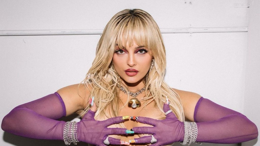 Bebe Rexha // © instagram.com/beberexha