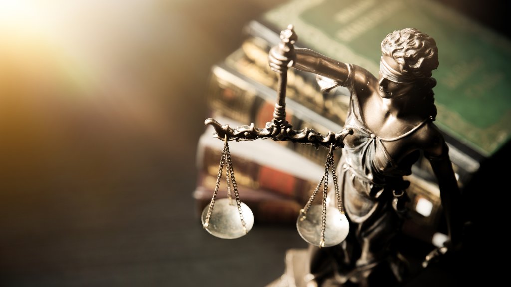 „Schwuchtel“ und „Pussy“ vom Amtsgericht als Beleidigung gewertet