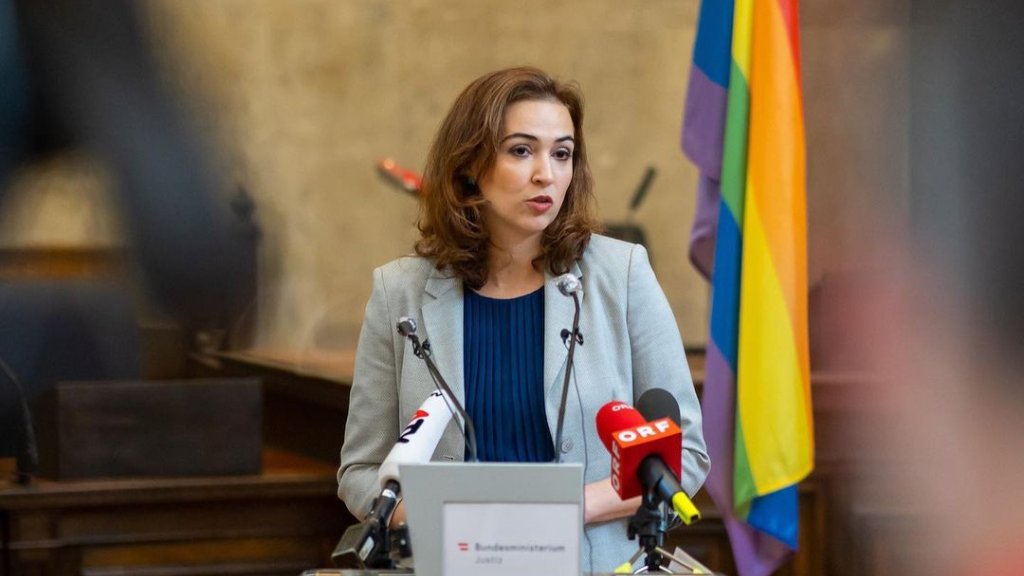 Regenbogenflagge und Einsicht sind nicht genug für das Land