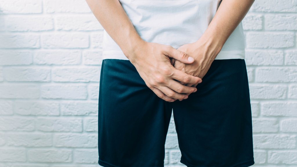 Scrotox: Botox für untenrum // © peakSTOCK
