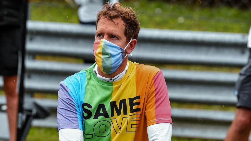 Sebastian Vettel droht Strafe wegen Regenbogen-Shirt
