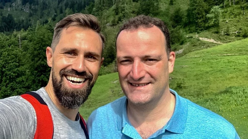 Jens Spahn mag, wie fröhlich, ehrlich und direkt Kinder sind