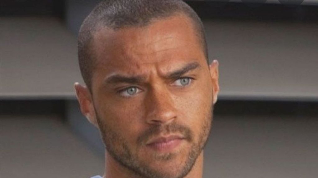 Jesse Williams bei der Verfilmung von „Take Me Out“