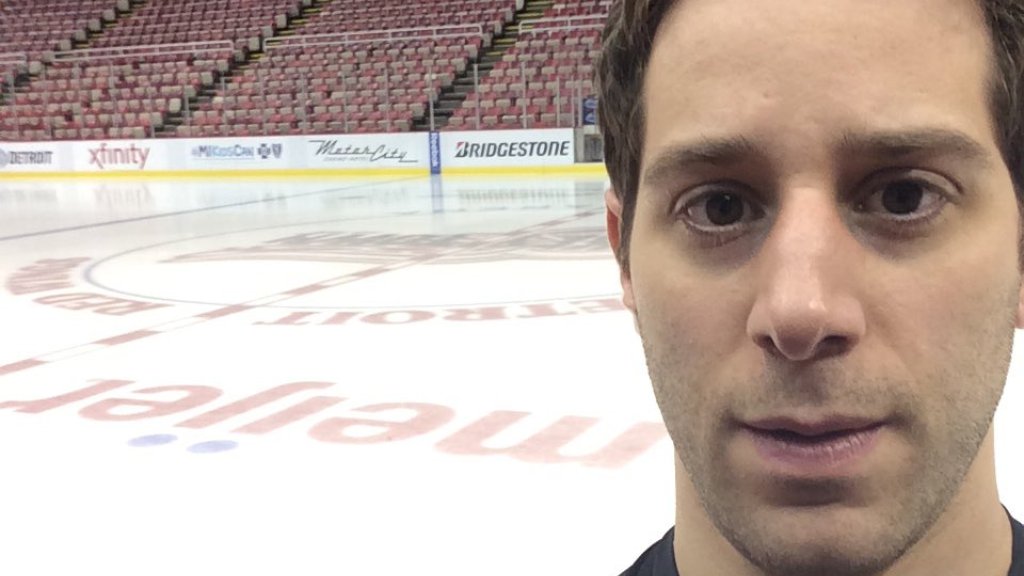 Hockey-Kommentator Jason Shaya outet sich als schwul