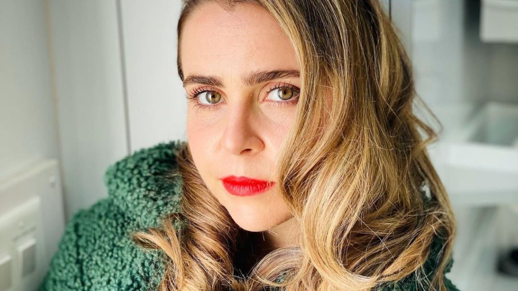 Mae Whitman // © instagram.com/mistergarf