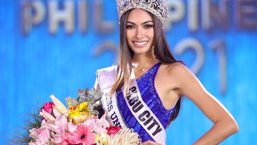 Erste lesbische Miss Universe Philippine // © instagram.com/beatriceluigigmz