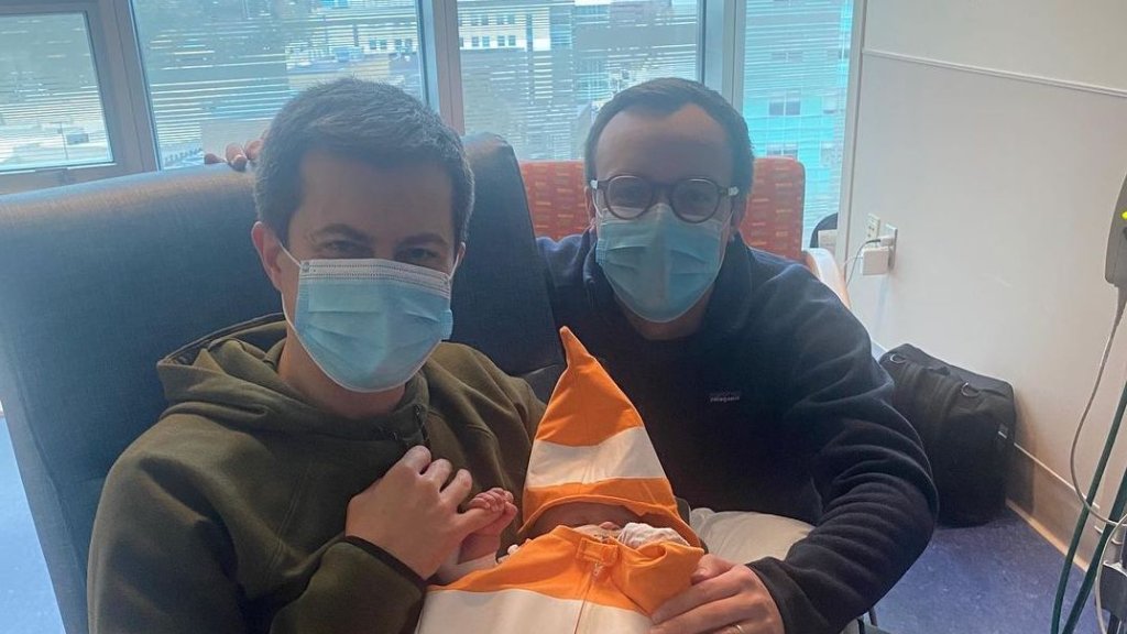 Notfall beim Sohn von US-Verkehrsminister Pete Buttigieg // © instagram.com_chasten.buttigieg