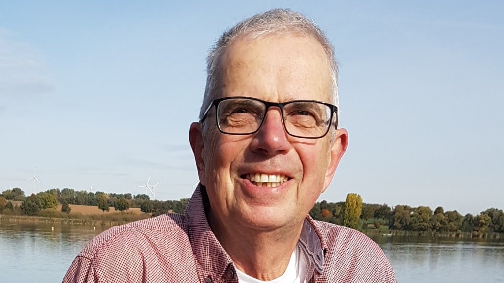 Dr. Klaus Müller 