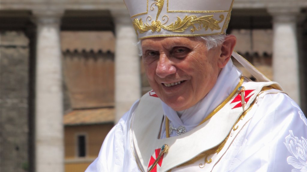 Papst Benedikt gibt Falschaussage in Missbrauchsskandal zu