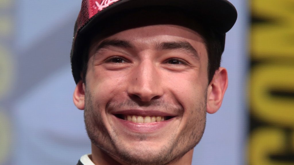 Ezra Miller wurde in einem hawaiianischen Lokal verhaftet