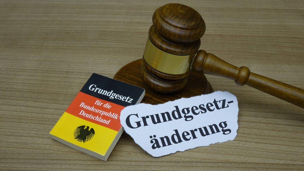 Grundgesetzänderung für LGBTI* chancenlos? // © IMAGO / Steinach