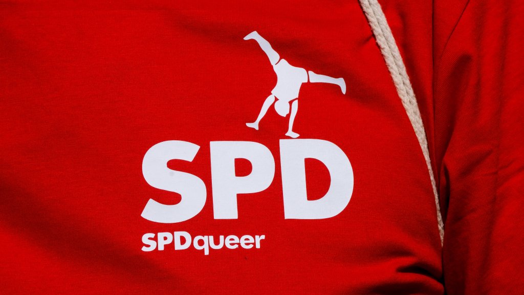 SPD Queer – Streit um trans-Rechte eskaliert // © IMAGO / Michael Gstettenbauer