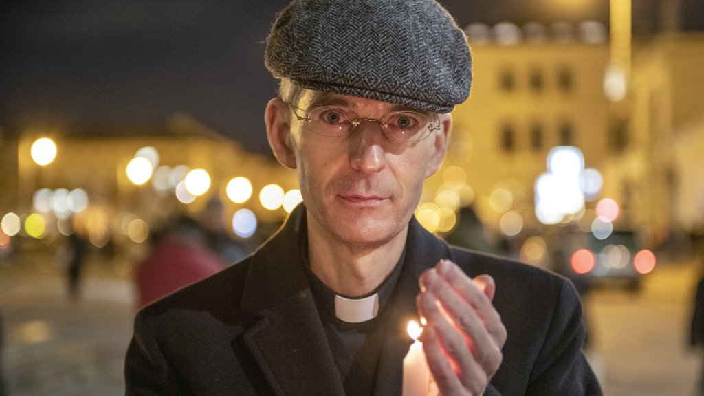 Münchner Priester sorgt mit seinen Aussagen für Eklat // © IMAGO / Wolfgang Maria Weber